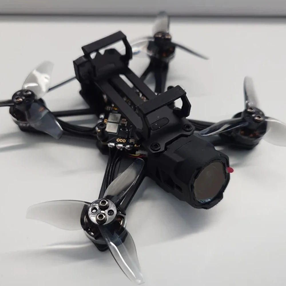 RATEFPV W20 2-Zoll 2S FPV Freestyle Drohne mit integriertem O4 – Bild 4